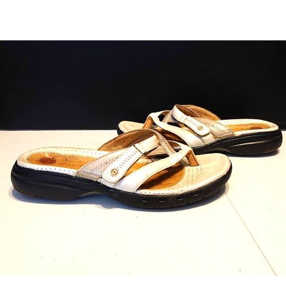 Clarks Unstructured Strappy Thong Sandals Slip On Leather White Womens Size 8M - Picture 2 of 5